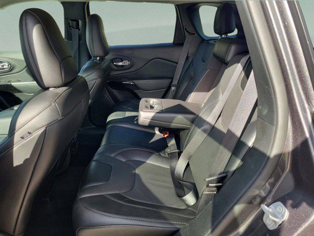 used 2023 Jeep Cherokee car, priced at $19,988