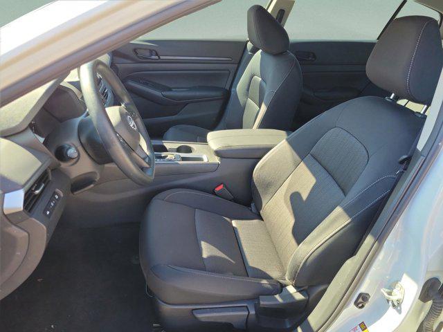 used 2025 Nissan Altima car