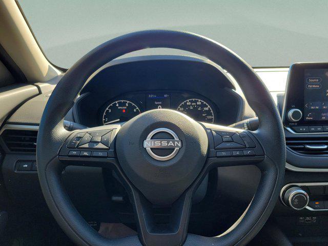 used 2025 Nissan Altima car