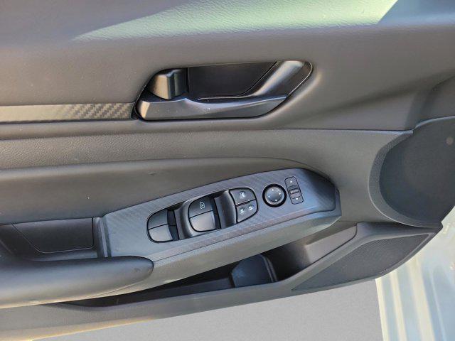 used 2025 Nissan Altima car