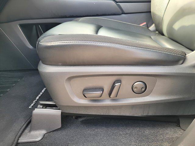 used 2022 Nissan Pathfinder car