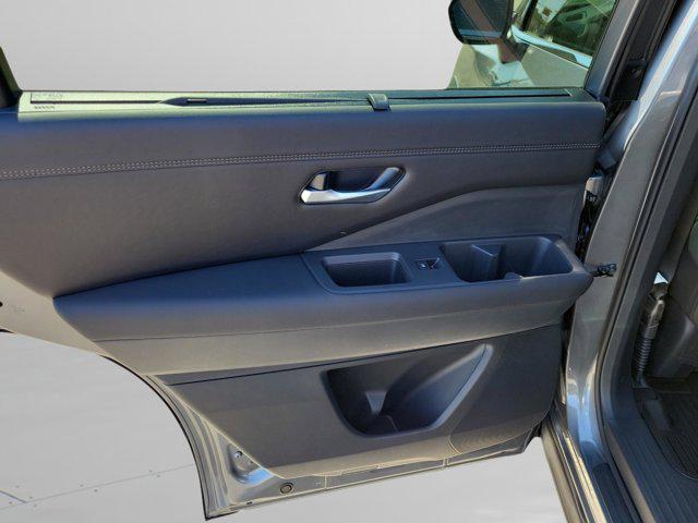 new 2026 Nissan Pathfinder car, priced at $48,280