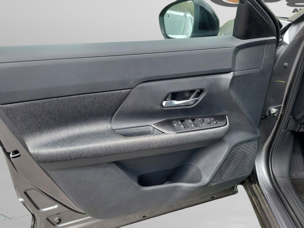 new 2026 Nissan Kicks car, priced at $27,827