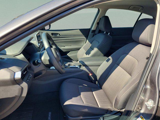 used 2025 Nissan Altima car