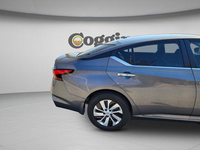 used 2025 Nissan Altima car