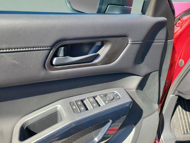 new 2026 Nissan Pathfinder car, priced at $39,698