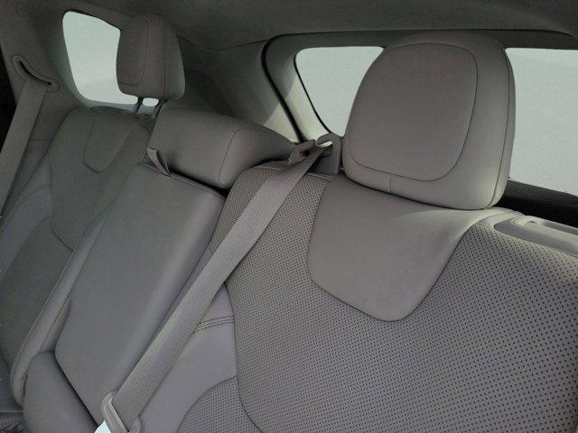 used 2019 Jeep Cherokee car, priced at $16,572