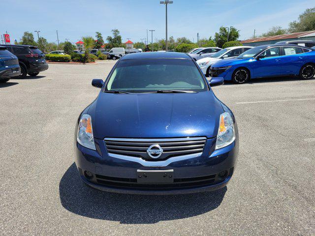 used 2009 Nissan Altima car, priced at $5,888