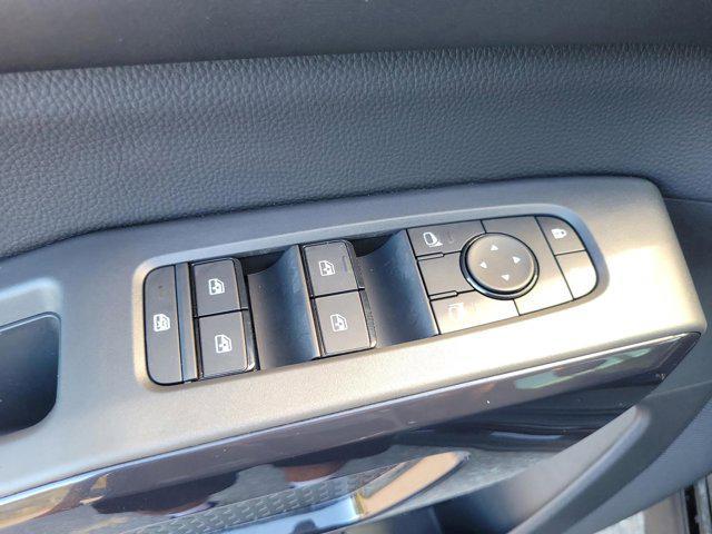 new 2025 Nissan Pathfinder car, priced at $34,012