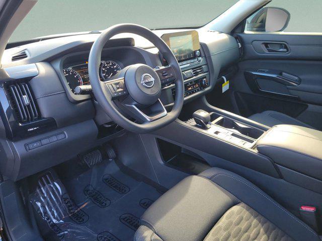 new 2025 Nissan Pathfinder car, priced at $34,012