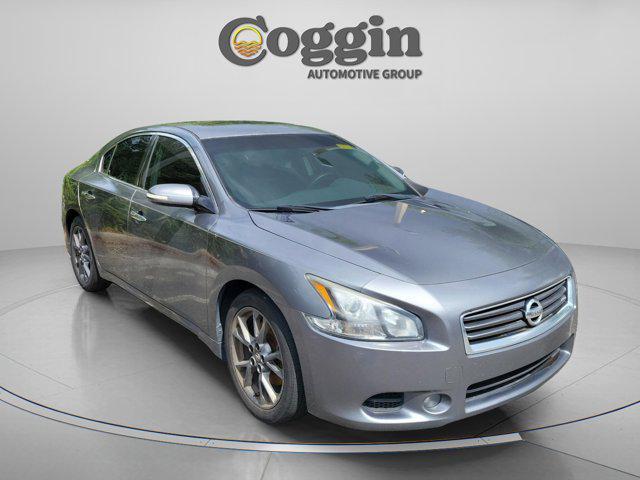 used 2014 Nissan Maxima car, priced at $5,915