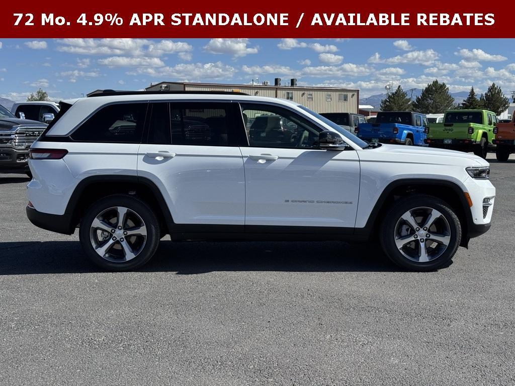 new 2025 Jeep Grand Cherokee car, priced at $48,832