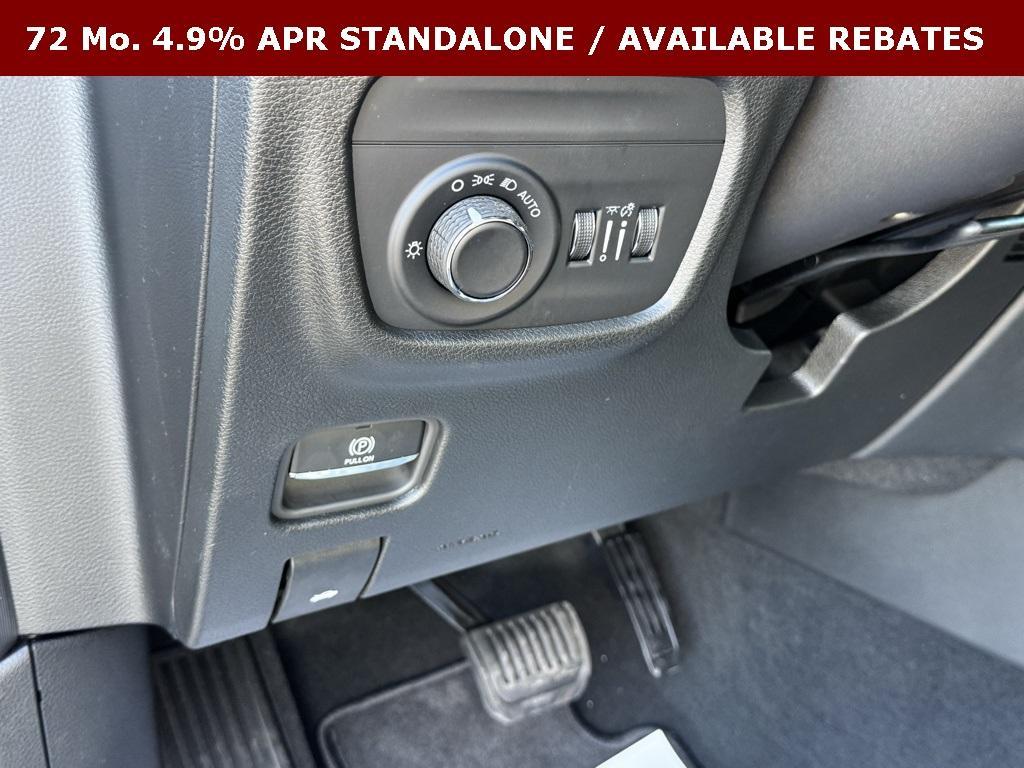 new 2025 Jeep Grand Cherokee car, priced at $37,514