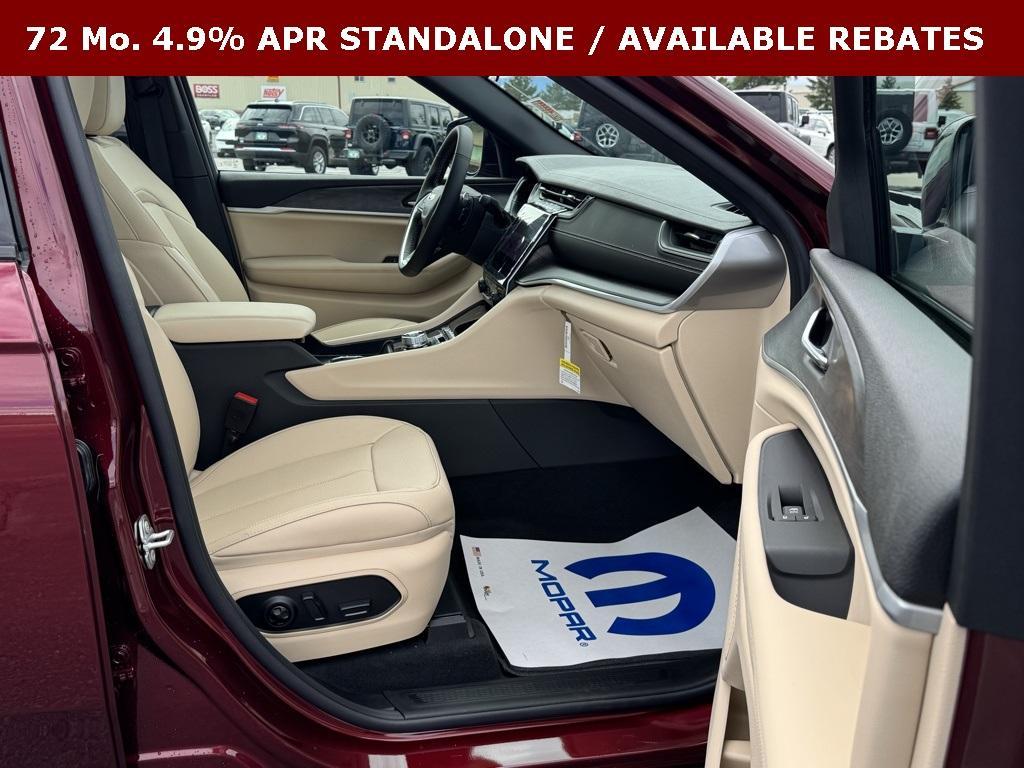 new 2025 Jeep Grand Cherokee car, priced at $48,437