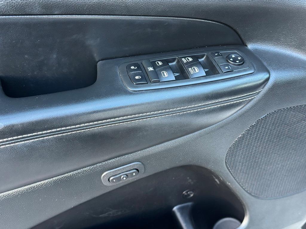 used 2014 Jeep Grand Cherokee car, priced at $10,236