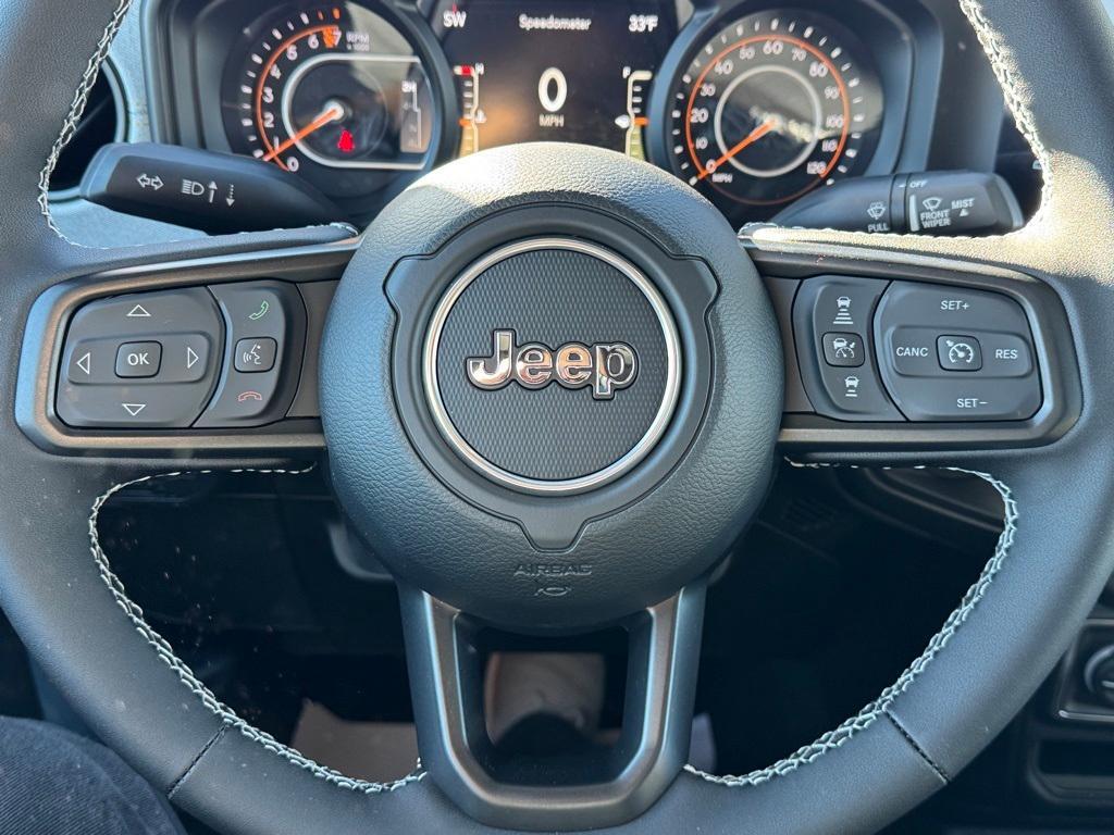 new 2025 Jeep Gladiator car, priced at $45,113