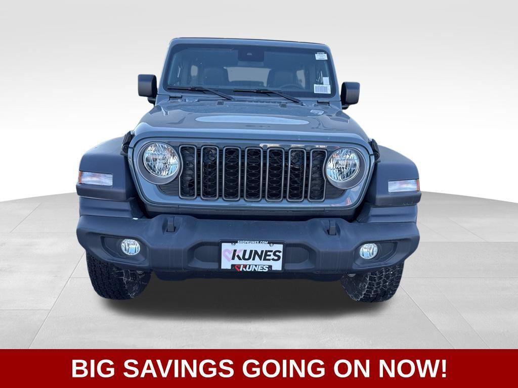 new 2025 Jeep Wrangler car, priced at $44,485