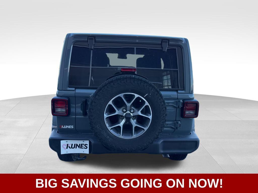 new 2025 Jeep Wrangler car, priced at $44,485