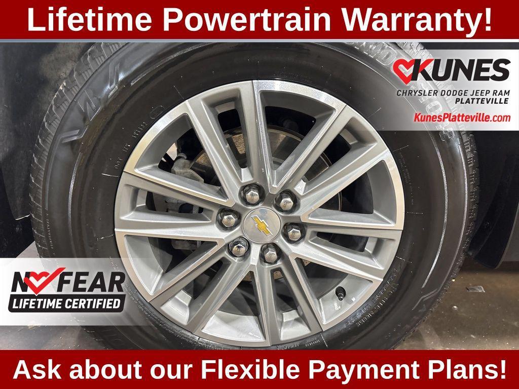 used 2023 Chevrolet Traverse car, priced at $29,477