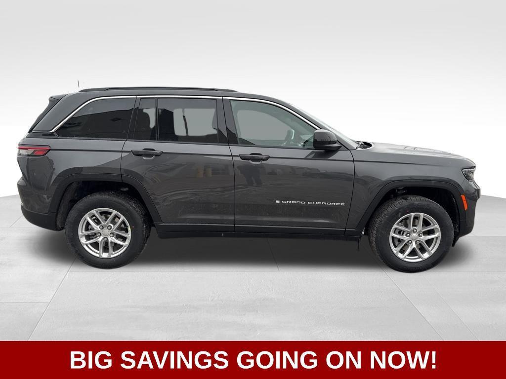 new 2026 Jeep Grand Cherokee car, priced at $38,212
