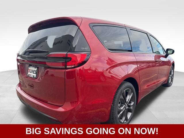 new 2026 Chrysler Pacifica car, priced at $40,688