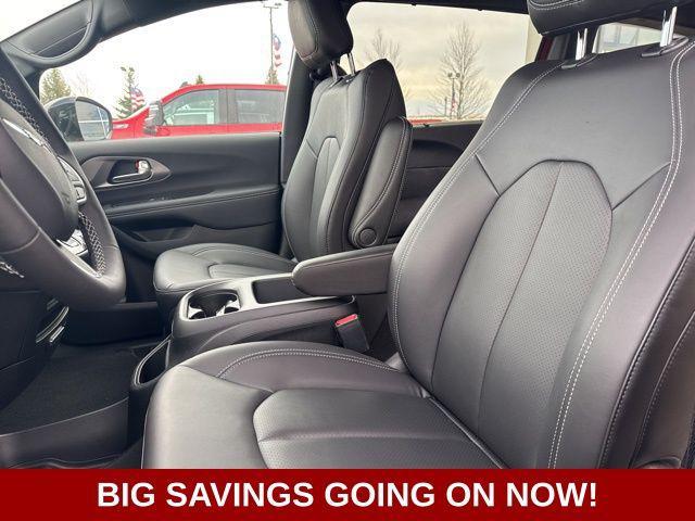 new 2026 Chrysler Pacifica car, priced at $40,688