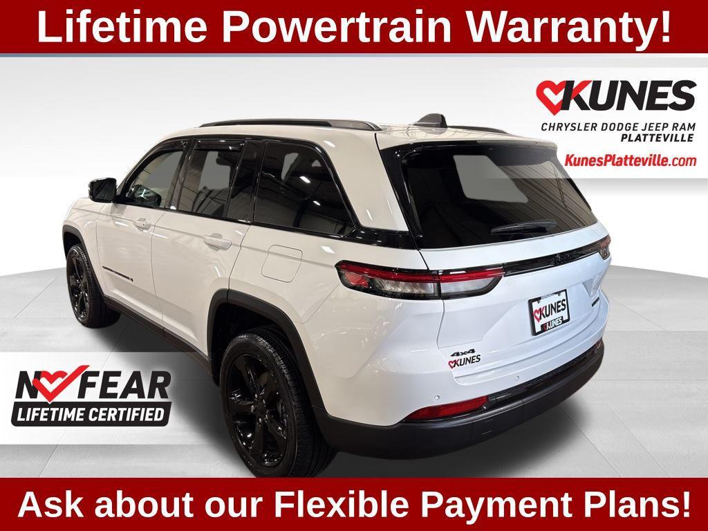 used 2025 Jeep Grand Cherokee car, priced at $39,977
