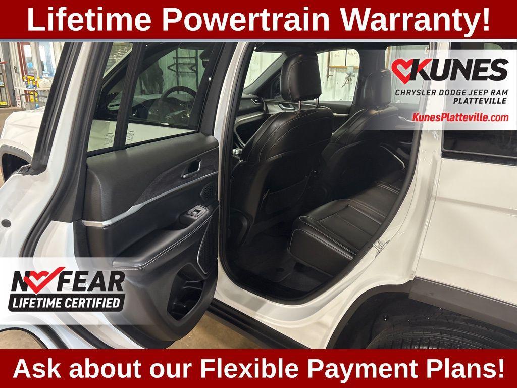 used 2025 Jeep Grand Cherokee car, priced at $39,977