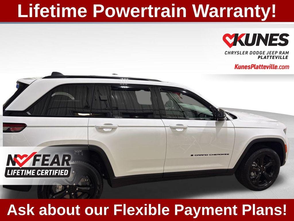 used 2025 Jeep Grand Cherokee car, priced at $39,977