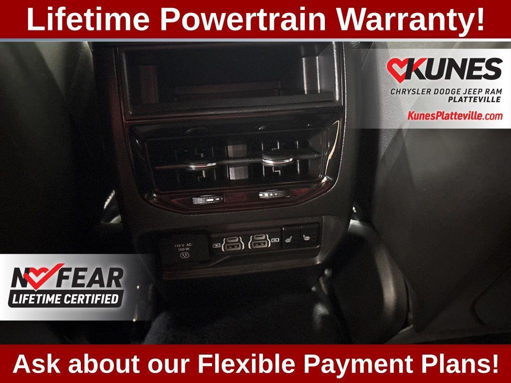 used 2025 Jeep Grand Cherokee car, priced at $39,977