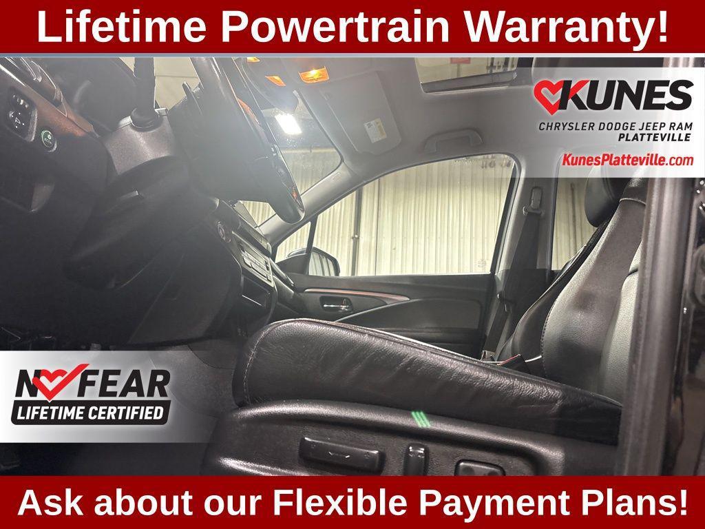 used 2022 Honda Pilot car, priced at $29,977