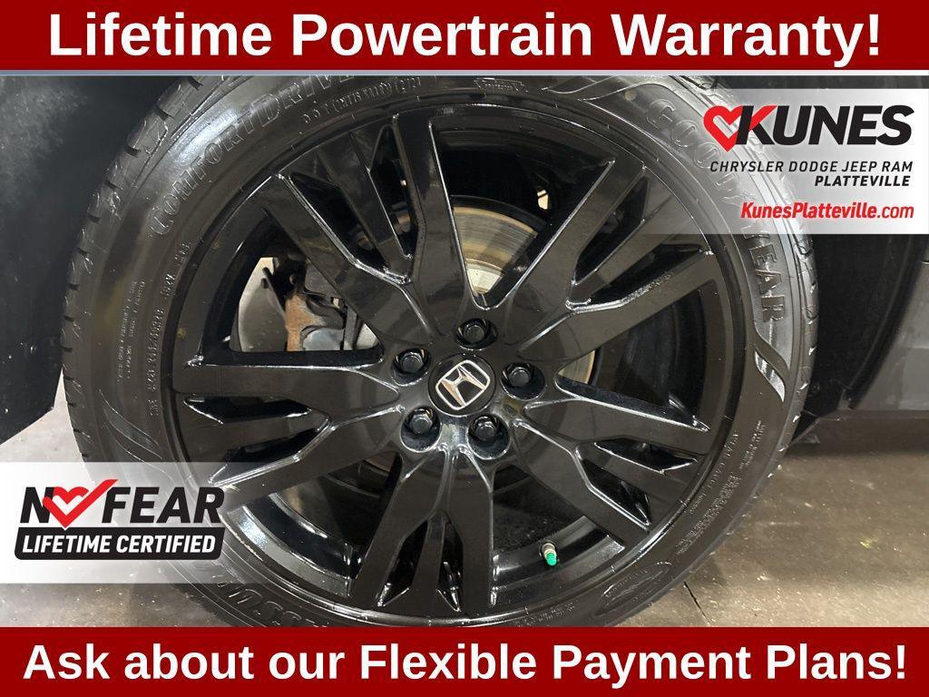 used 2022 Honda Pilot car, priced at $29,977