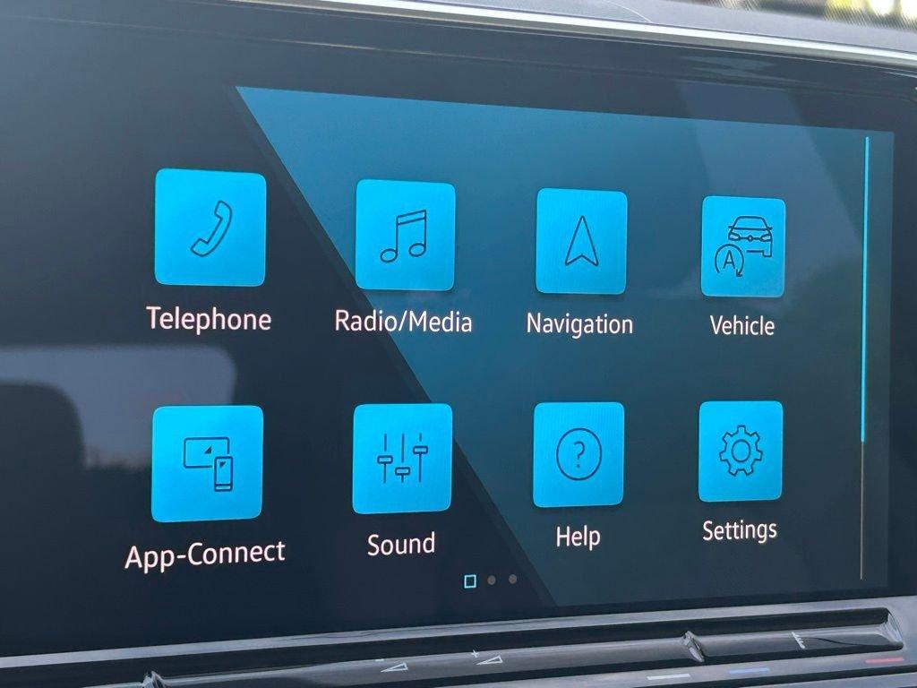 new 2026 Volkswagen Atlas car, priced at $54,556