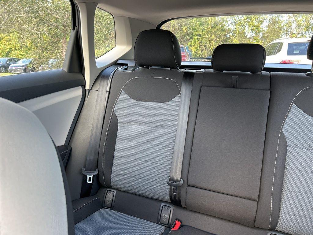 new 2026 Volkswagen Taos car, priced at $27,980