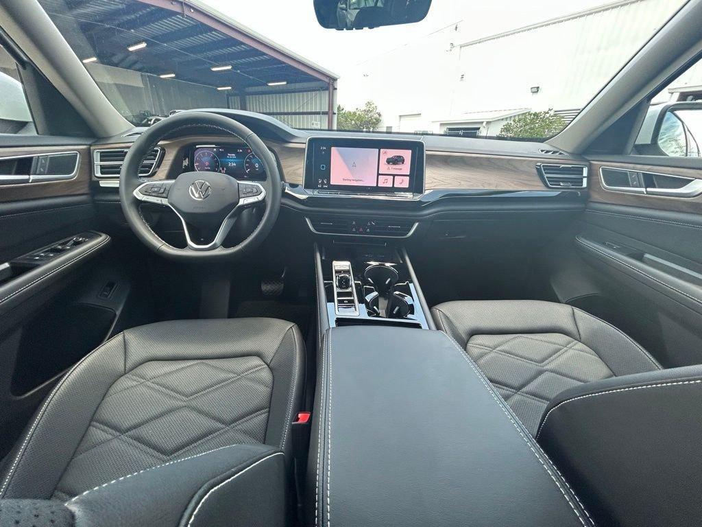 new 2026 Volkswagen Atlas car, priced at $43,652