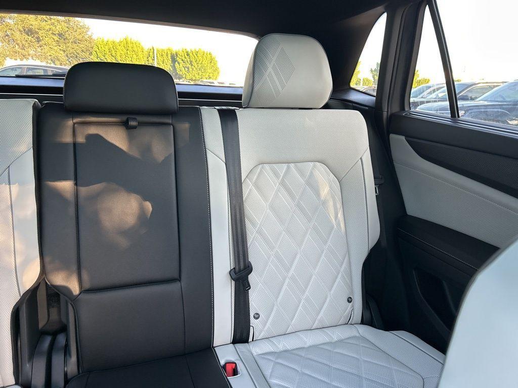 new 2026 Volkswagen Atlas Cross Sport car, priced at $50,748