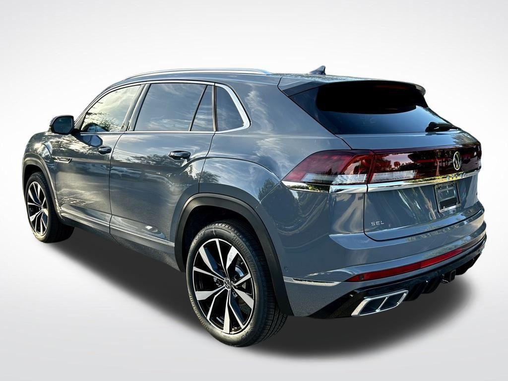new 2026 Volkswagen Atlas Cross Sport car, priced at $51,748