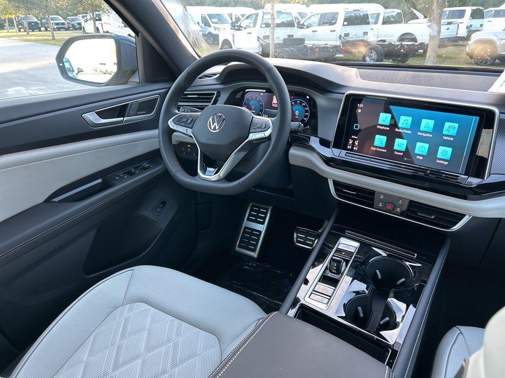 new 2026 Volkswagen Atlas Cross Sport car, priced at $51,748