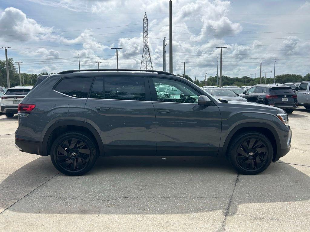 new 2026 Volkswagen Atlas car, priced at $42,985