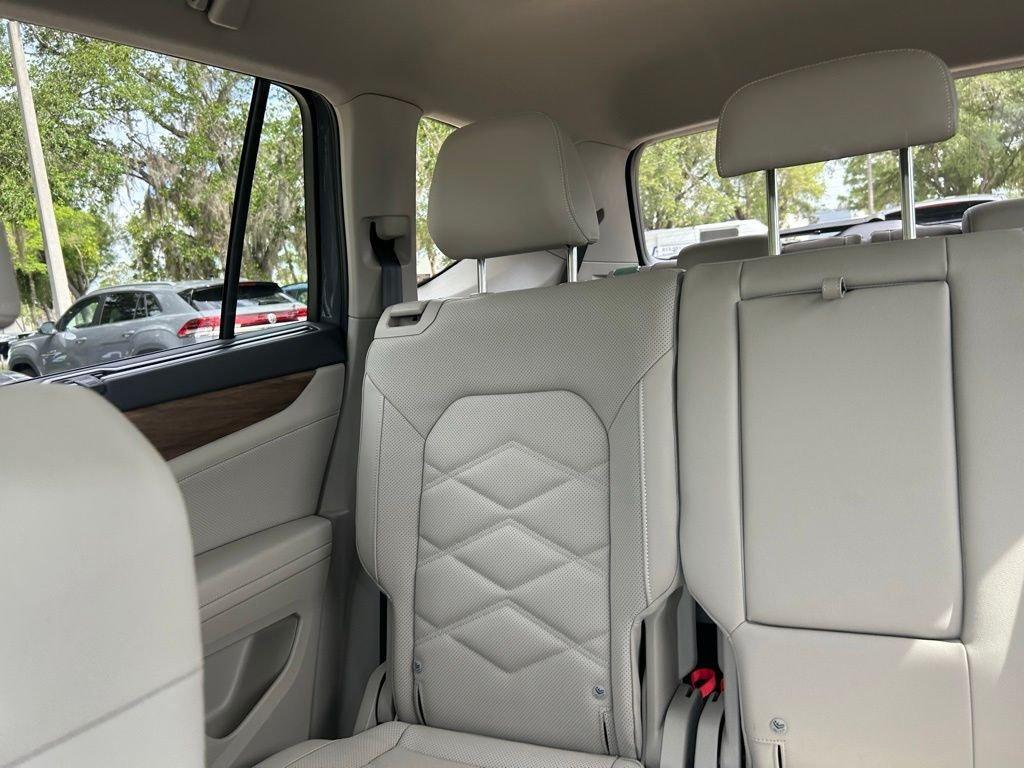 new 2026 Volkswagen Atlas car, priced at $42,985