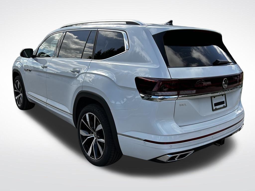 new 2026 Volkswagen Atlas car, priced at $52,371