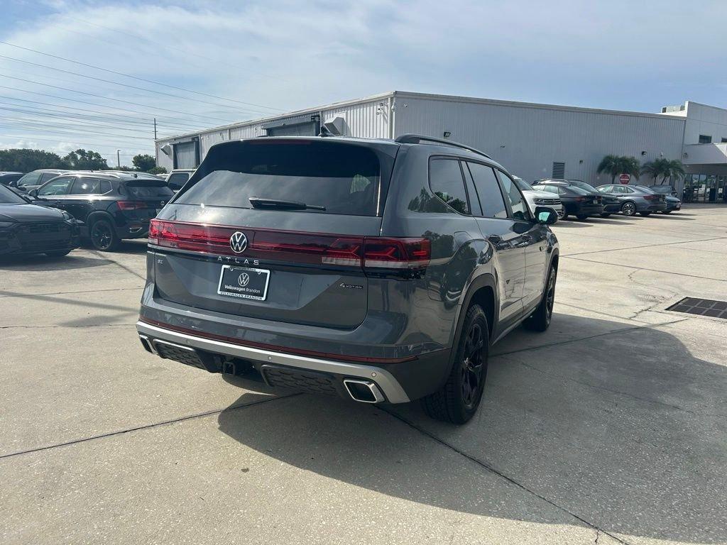 new 2026 Volkswagen Atlas car, priced at $45,419