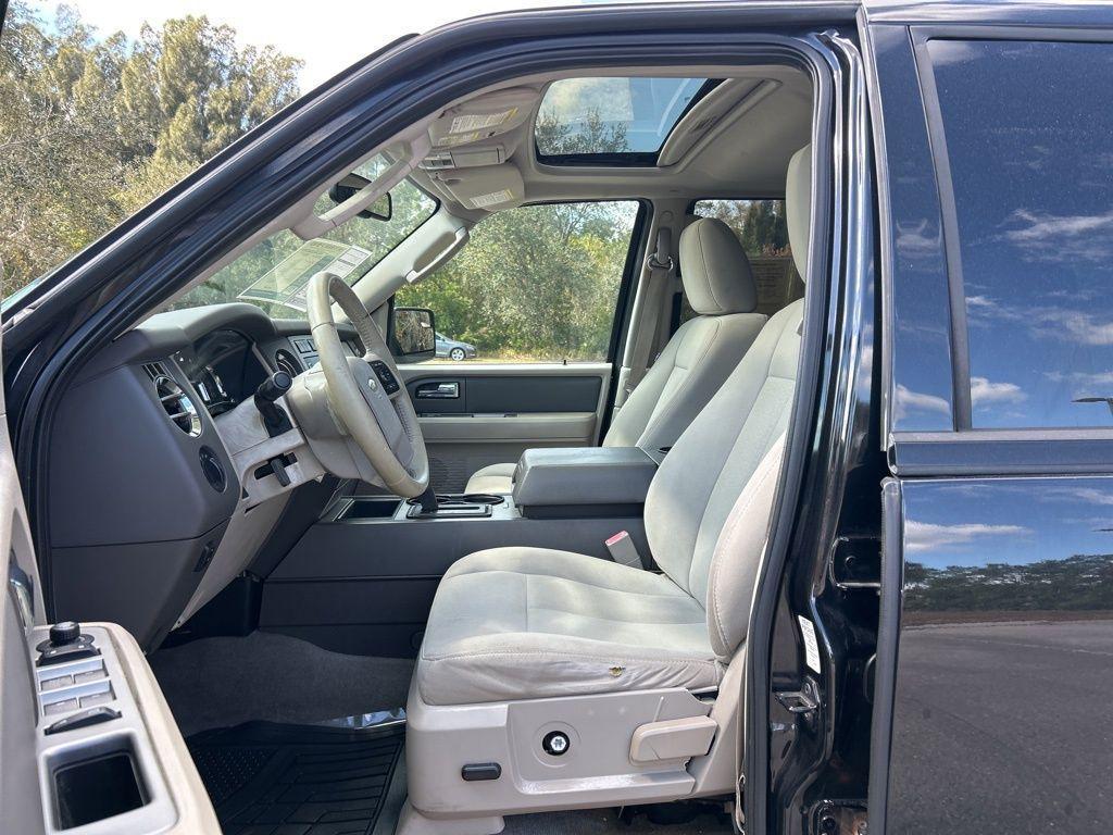 used 2014 Ford Expedition car, priced at $6,799
