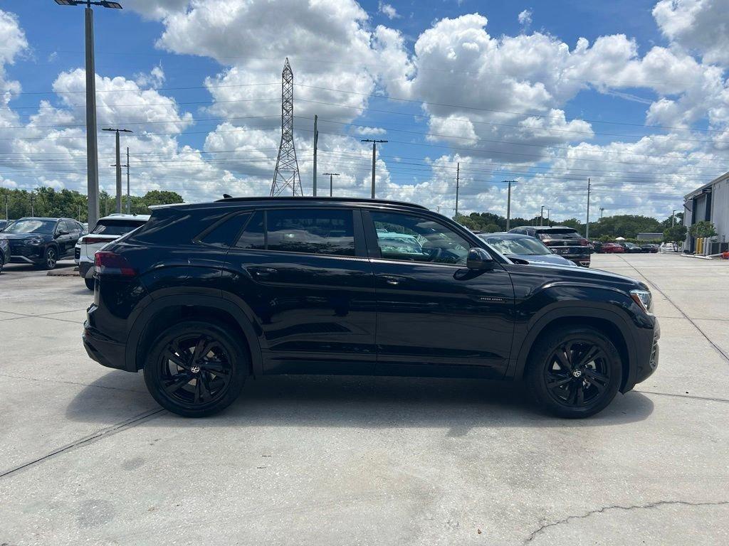 new 2026 Volkswagen Atlas Cross Sport car, priced at $47,604
