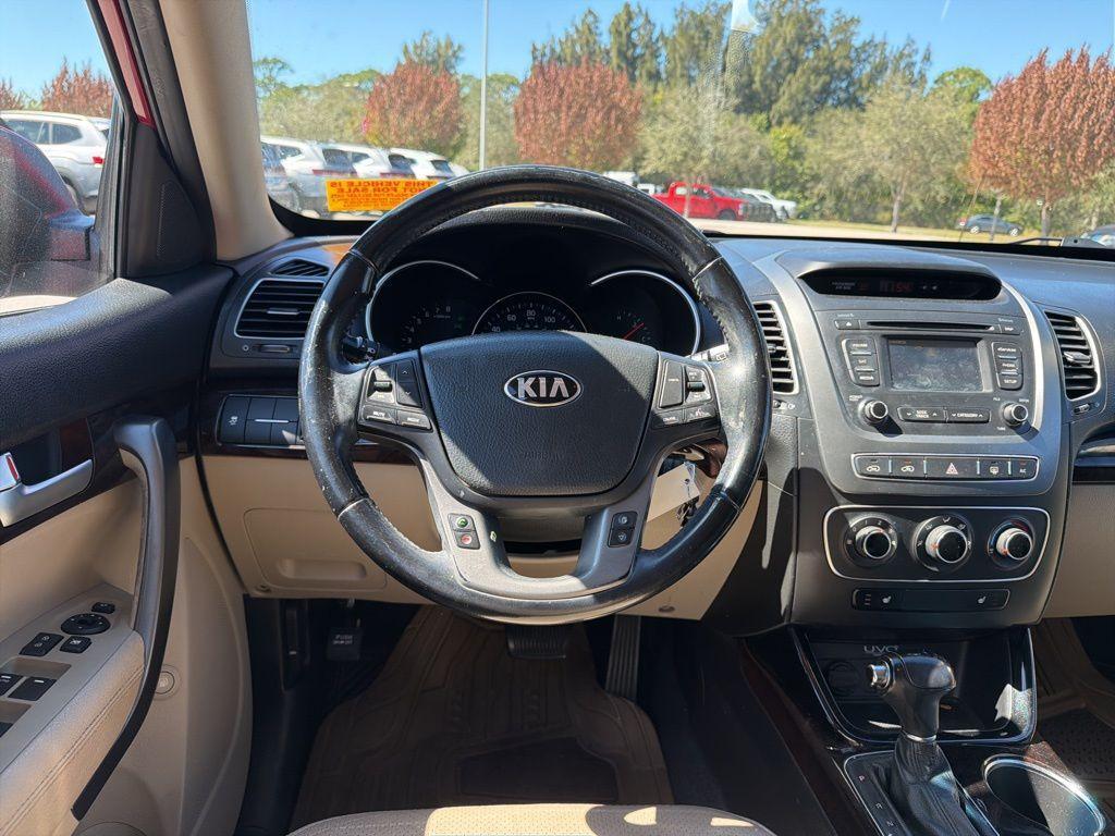 used 2015 Kia Sorento car, priced at $9,995