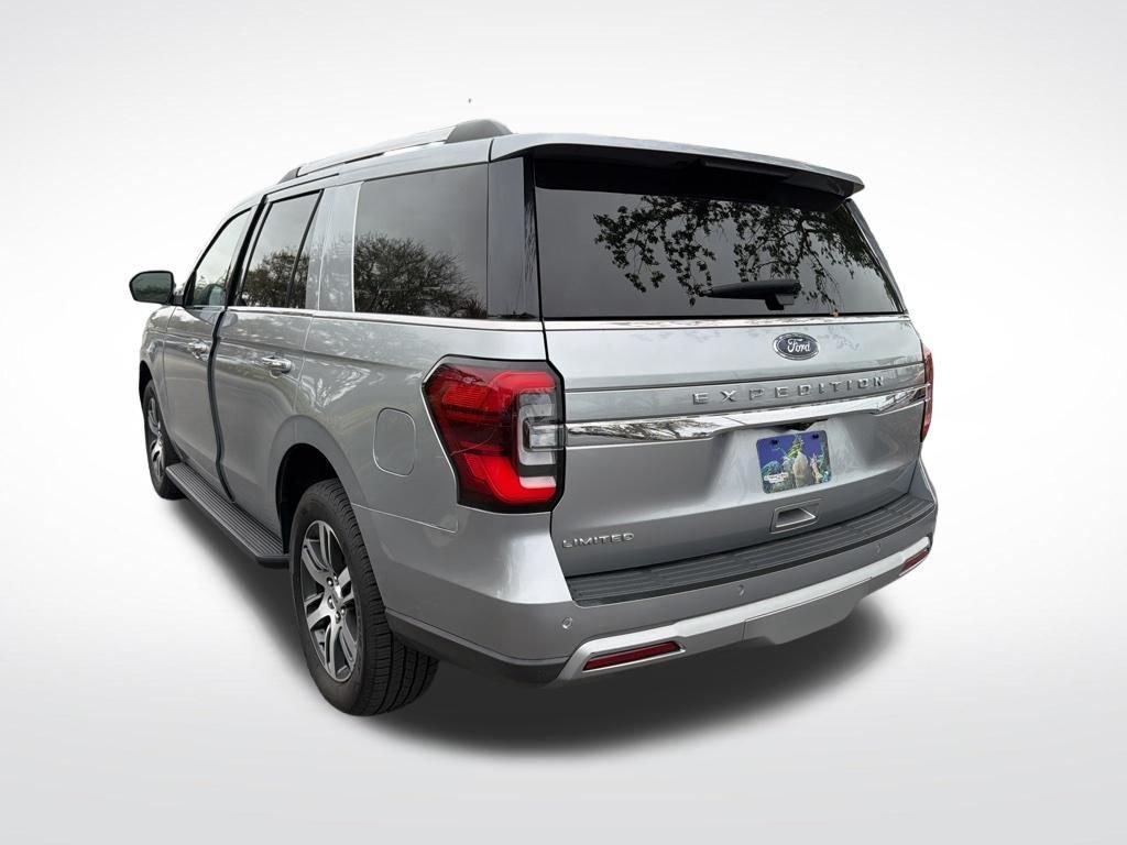 used 2024 Ford Expedition car, priced at $36,297
