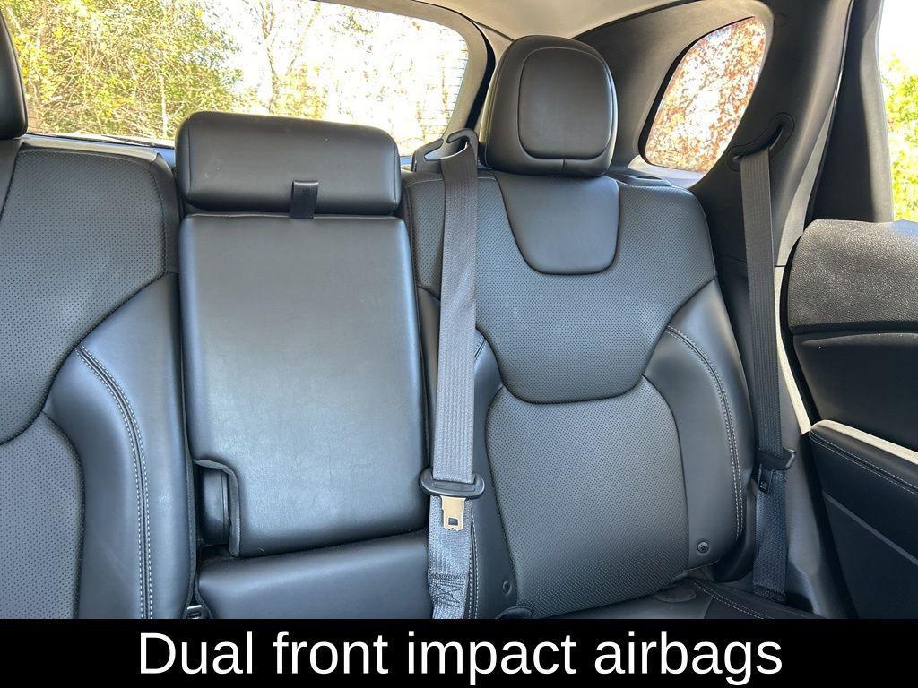 used 2019 Jeep Cherokee car, priced at $16,295