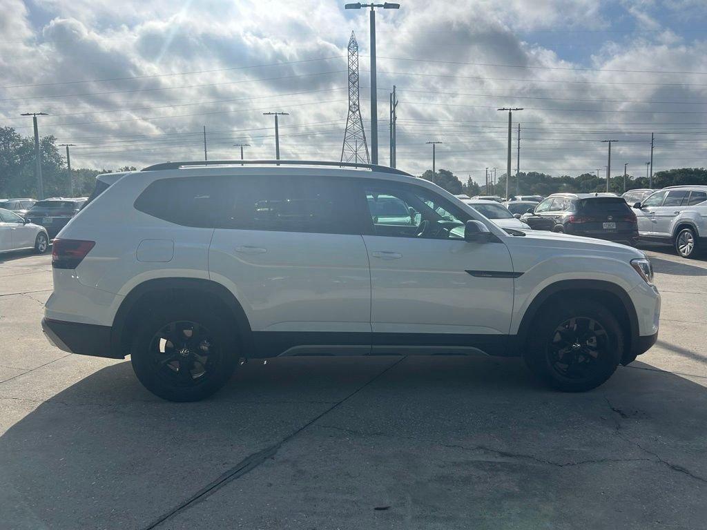 new 2026 Volkswagen Atlas car, priced at $45,419