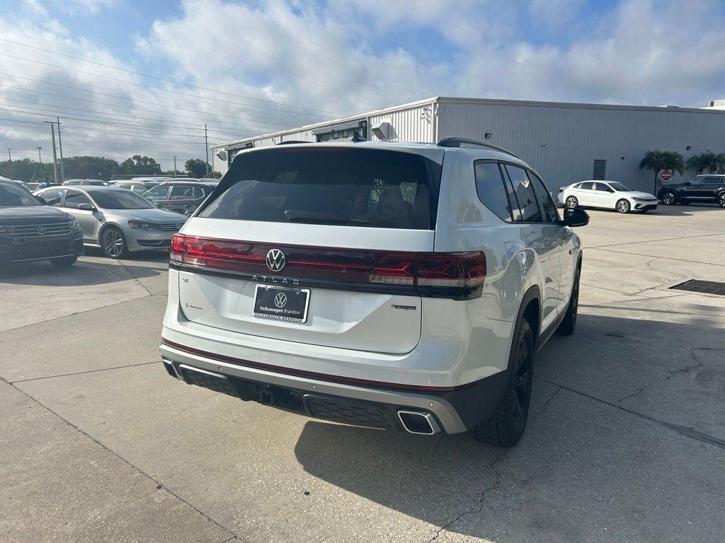 new 2026 Volkswagen Atlas car, priced at $45,419