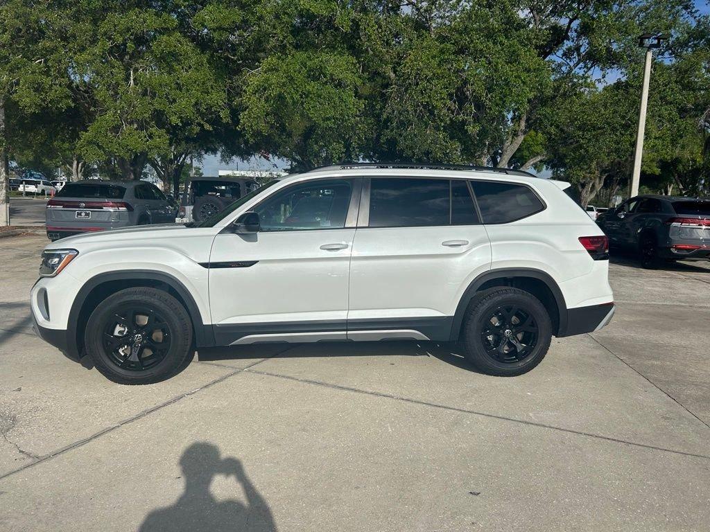 new 2026 Volkswagen Atlas car, priced at $45,419